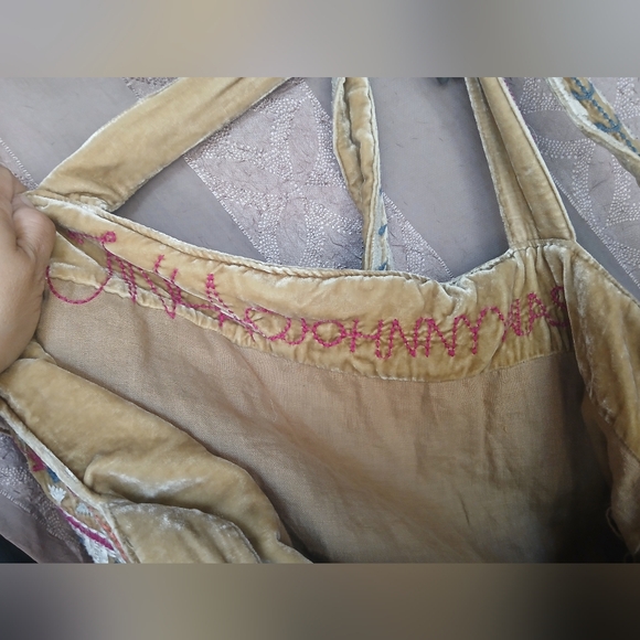 💎 Johnny Was Women's Bag Boho Embroidered Tote Bag in Red, Green & Cream - Picture 4 of 14